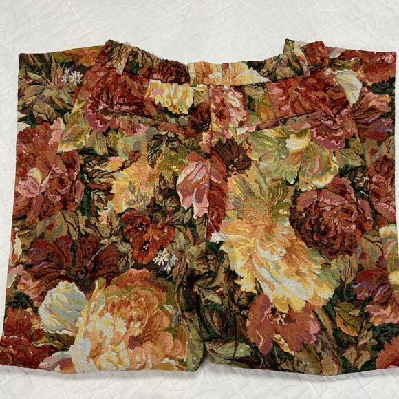 SHEIN Multicolor Floral Tapestry Pants size Small - Picture 6 of 10